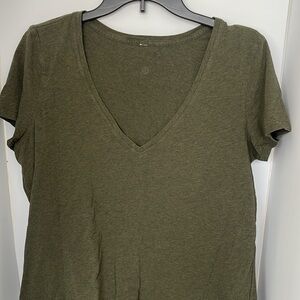 V neck love shirt
